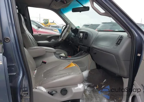 1999 Ford Expedition Eddie Bauer/Xlt from USA, damaged, VIN 1FMRU17LXXLC50741